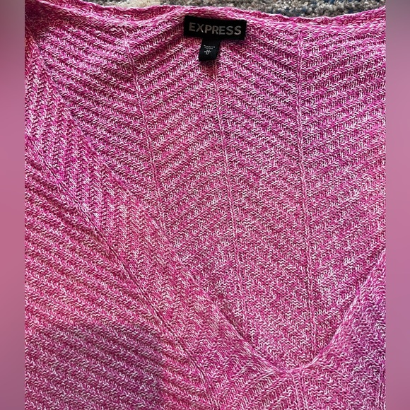 Express Size M V-neck Sweeter Pink/White - Picture 2 of 4